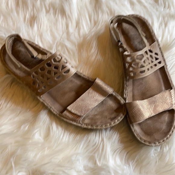Naot Shoes - NAOT sandals size EU 40 (9 US)